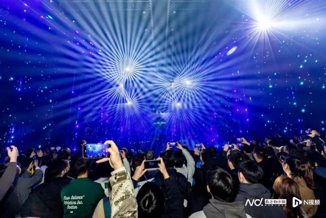 数字艺术引领文旅新潮流！《Halo》2024灯光秀开幕(图5)