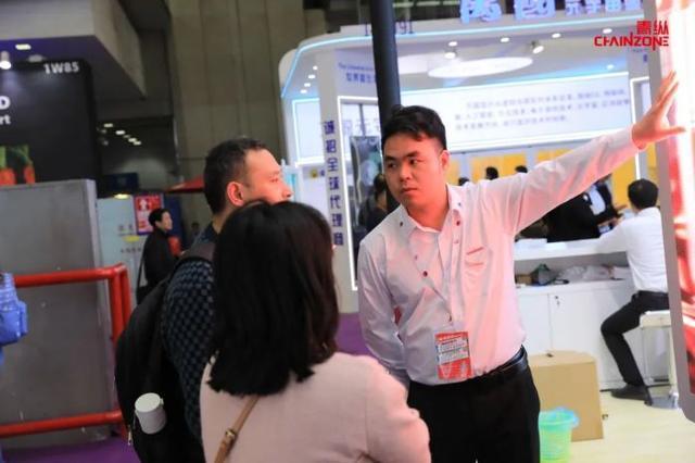 PG电子科技：青纵闪耀LEDCHINA2024多款重磅新品及创新节能技术备受关注！(图4)
