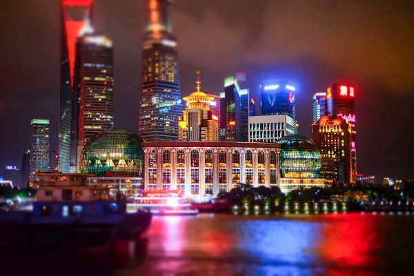 户外照明亮化工程市场发展广阔未来的新趋势又是什么呢？(图1)