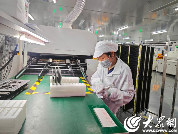 向“新”而行看山东⑲丨把LED屏卖到美国四大体育联盟这家企业有多“牛”？(图3)