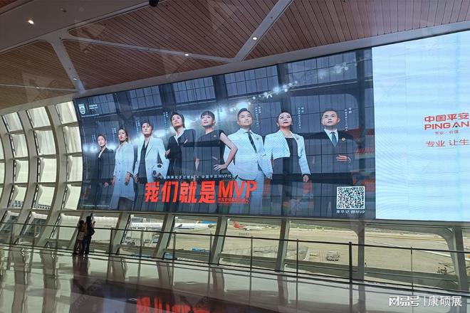 2025年LED透明屏多少钱一个平方米？带您了解价格(图4)
