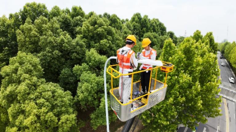 PG电子平台：合肥高新区路灯能源管理及智慧化管控升级改造项目完工交付(图2)