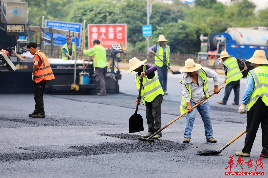 聚飞光电收盘下跌521%滚动市盈率3422倍总市值9478亿元(图2)
