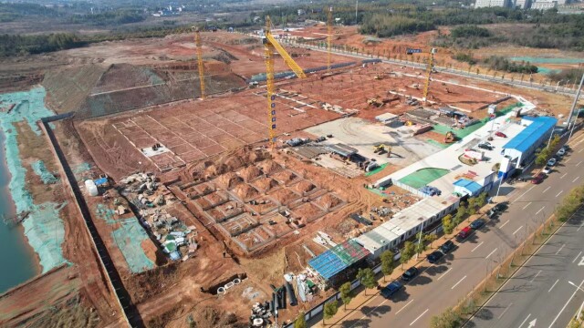 “迅速收心归位一心扑在项目建设上”——利亚德长沙LED产业园复工复产见闻(图1)