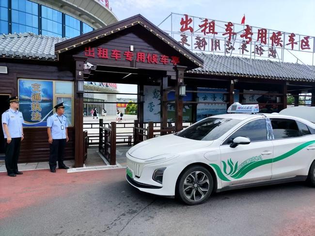 从标识亮化到服务优化——敦化交通运输执法部门打造“暖心出行”新体验(图2)