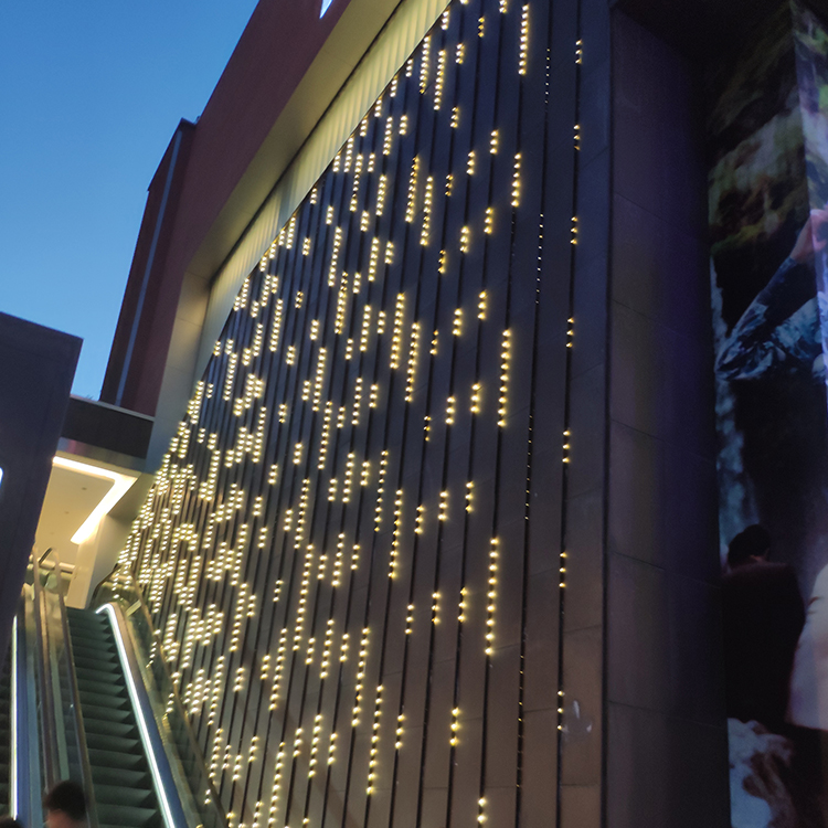 户外景观亮化工程_夜景灯光秀_灯光节_光彩光亮工程_室内外照明(图1)