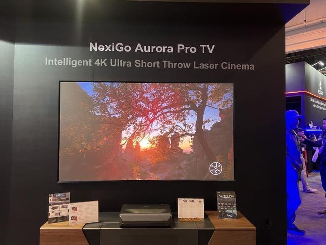 PG电子平台：半导体激光技术闪耀CES2024光峰科技继续攀登行业高峰(图5)