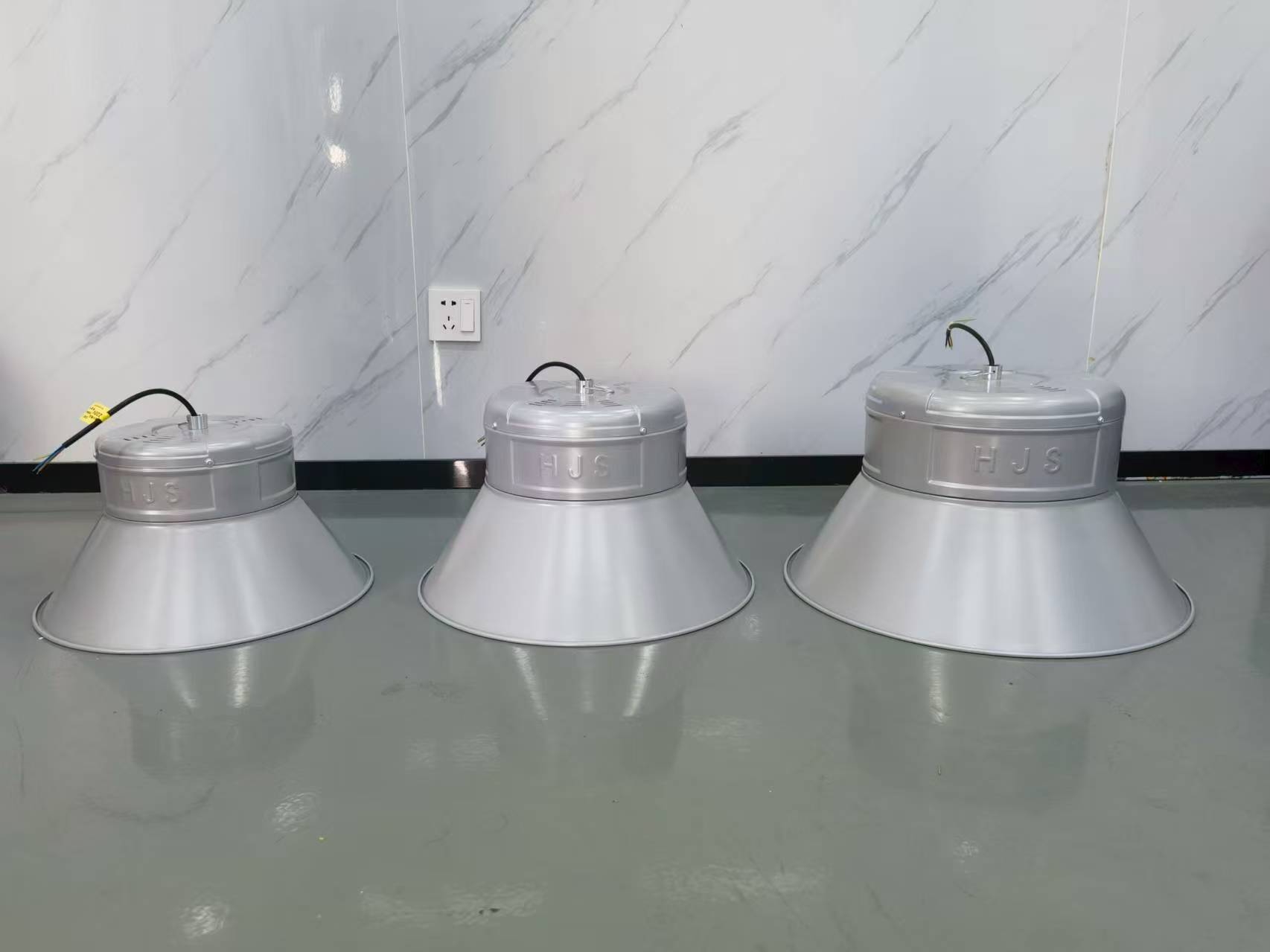 2026年上半年重庆工程照明灯选型指南(图2)