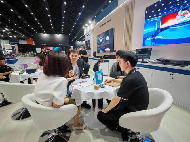 PG电子平台：中国LED显示屏厂掘金东南亚丨InfoCommAsia2024(图29)