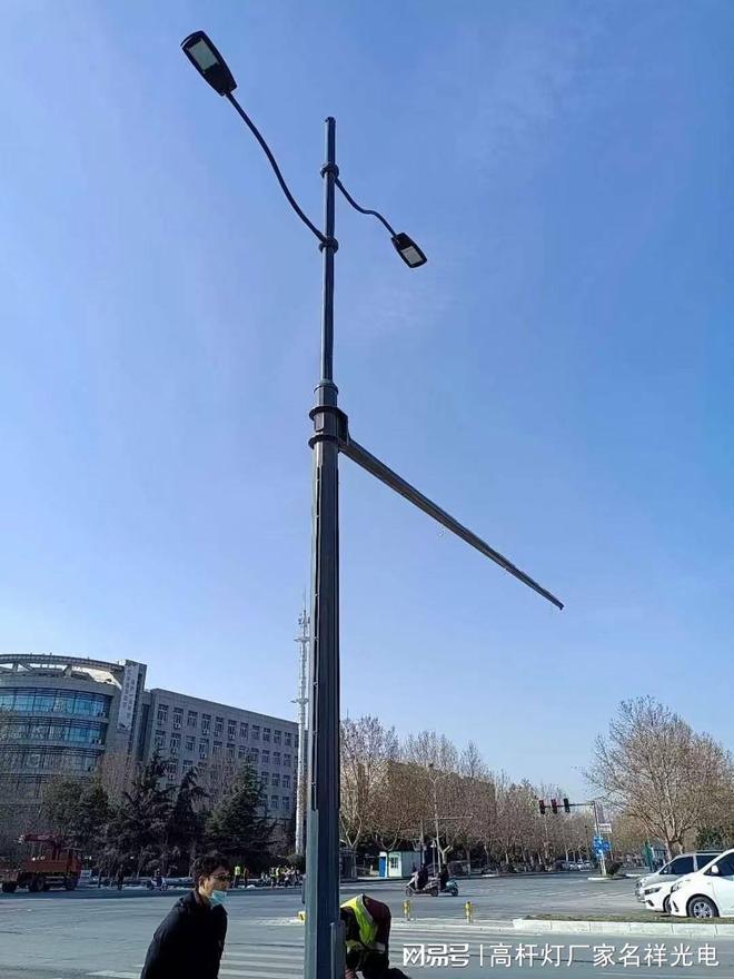 8米中杆灯厂家(图1)