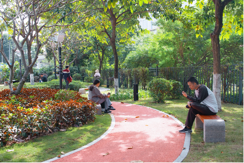 PG电子科技：深圳口袋公园“微更新”样本：天安社区人才公园从灰暗角落到城市名片的蝶变(图4)