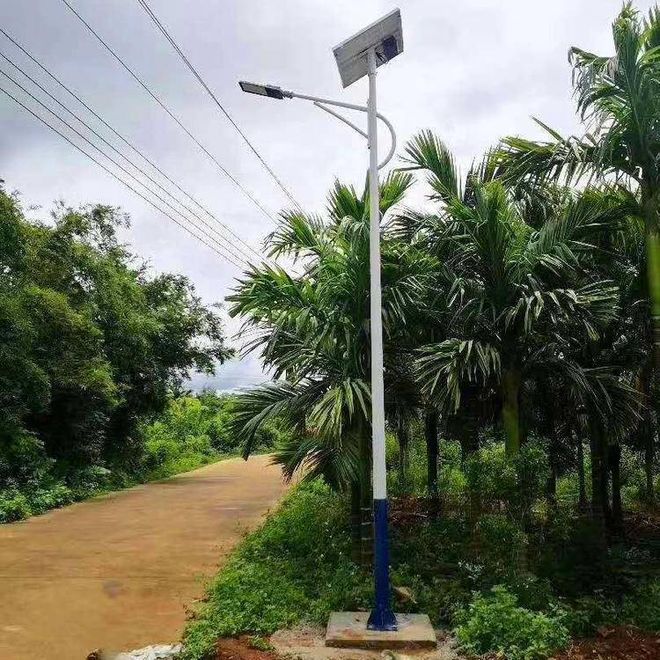 如何为乡镇道路选择合适的太阳能路灯？河北路灯厂商解析(图3)