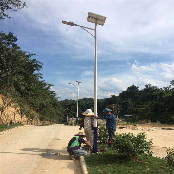 如何为乡镇道路选择合适的太阳能路灯？河北路灯厂商解析(图5)